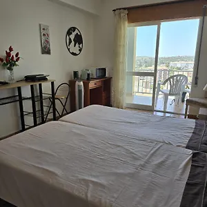  Habitación en casa particular Marreiros